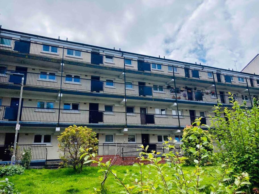 Chic Flat With Balcony Close To Merchant City Glasgow Exterior foto